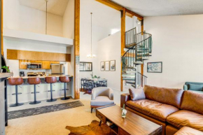 Walk to Lift Mtn-View Crested Butte Condo with Loft